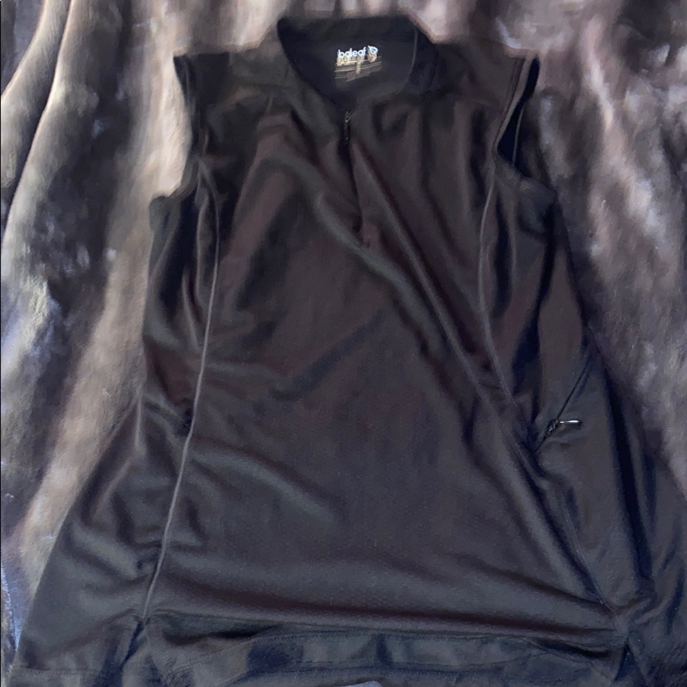 Black baleaf Sleeveless 1/4 Zip-Up Top